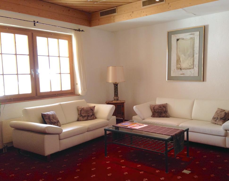 דיסנטיס Catrina Hotel מראה חיצוני תמונה